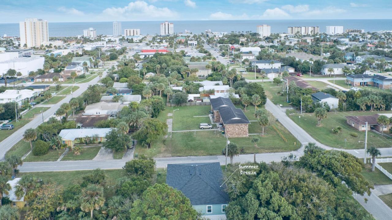 Few Steps To Ocean-4 Beach Cruisers & Free Parking & Private Backyard Villa Jacksonville Beach Exterior photo