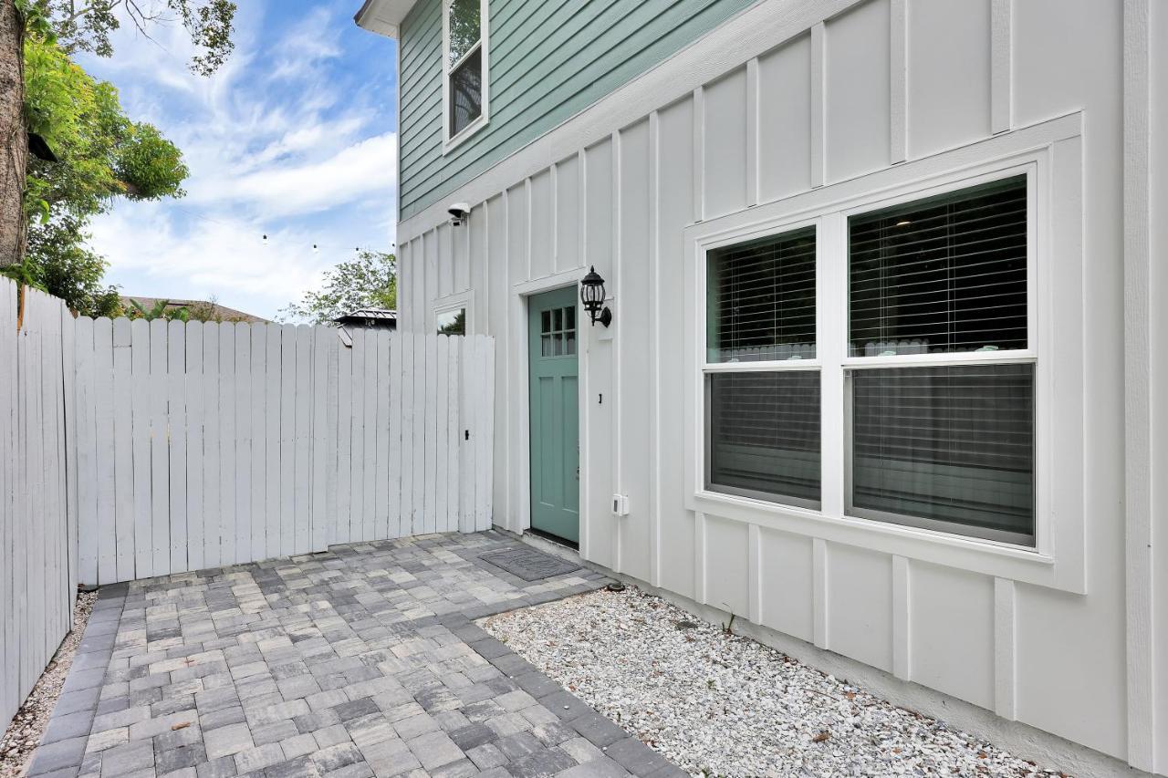 Few Steps To Ocean-4 Beach Cruisers & Free Parking & Private Backyard Villa Jacksonville Beach Exterior photo